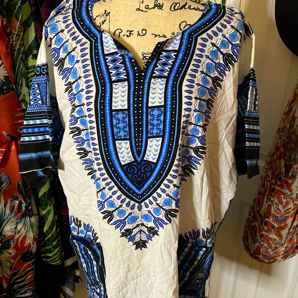 Shades of Blue Dashiki OS